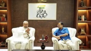 Nitish kumar and Arvind Kejriwal 