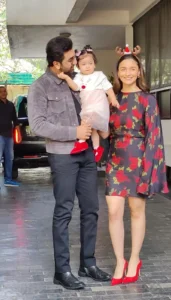 Ranbir Kapoor and Alia Bhatt brought daughter Raha along for Christmas lunch at Kapoors.