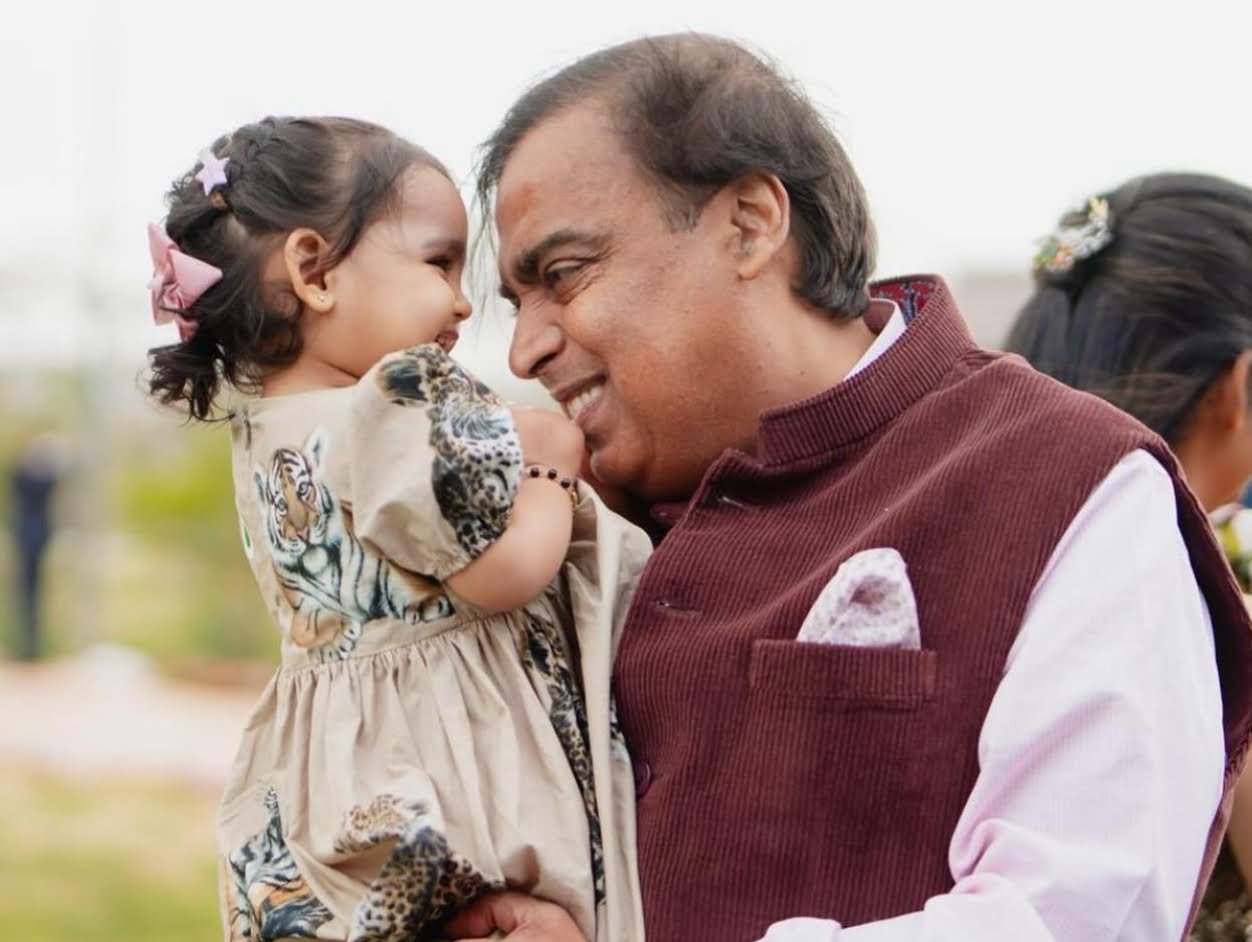 Mukesh Ambani Bonds with His Granddaughter Aadiya