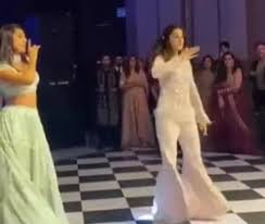 Taapsee dancing with her sister 